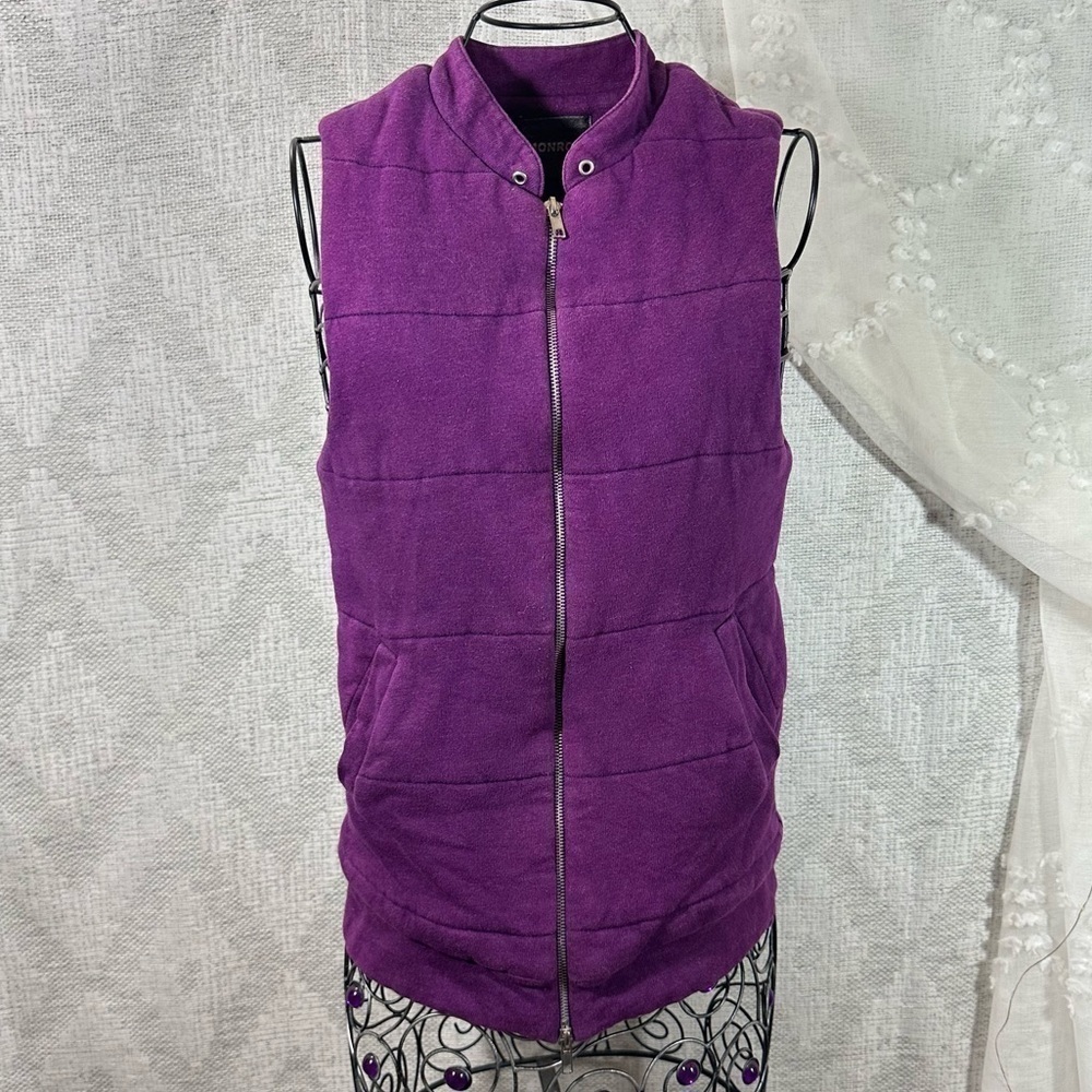 Monrow purple puffer vest size M/L